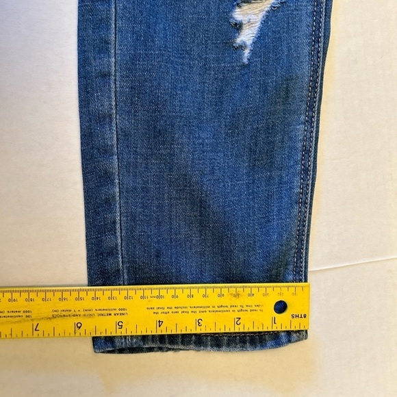 American Eagle Tom Girl button fly distressed medium wash denim jeans Sz-2R U14 - Picture 9 of 10